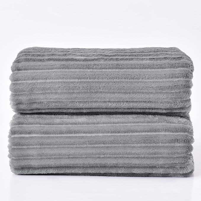 BEDELITE 3D Ribbed Jacquard Grey Fleece Throw Blanket for Couch, 50x70 Inch | Soft Warm Decorative Fluffy Blanket, Cozy Plush Lightweight Fuzzy Throw Blanket for Bed Sofa Home Room Decor, Gift for Women