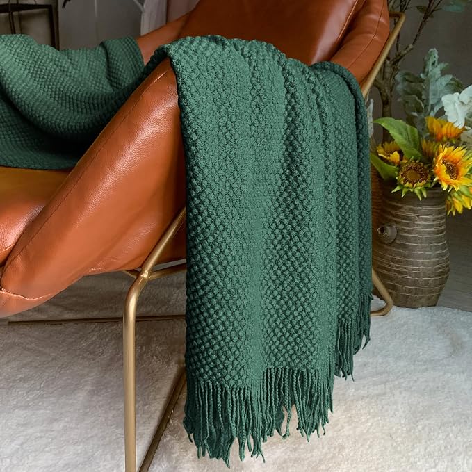 LOMAO Knitted Throw Blanket with Tassels Bubble Textured Lightweight Throws for Couch Cover Home Decor (Green, 50x60)