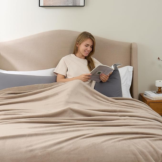 Hansleep Twin Light Camel Fleece Blanket, Soft Flannel Bed Blanket | Fuzzy Cozy Blanket 60x80 Inches, Multi-use for Bed, Sofa, Couch, Travel, Camping, All Season Warm Lightweight Cover