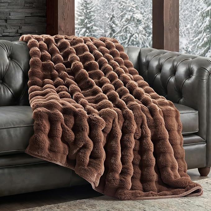 Faux Rabbit Fur Bubble Throw Blanket, 50"x60", Chestnut | Ultra Soft, Luxury Faux Rabbit Fur Throw, Thick Warm Bubble Blanket, Cozy Fluffy Reversible, for Bed, Couch, Chair, Sofa