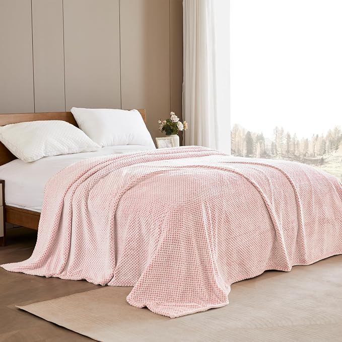 Exclusivo Mezcla Large Waffle Fleece Throw Blanket for Couch, Heather Pink | Lightweight Soft Blanket for Sofa, Bed, Living Room, Plush Fluffy Throw for Home Decor, Travel, All Season, 50x70 Inches