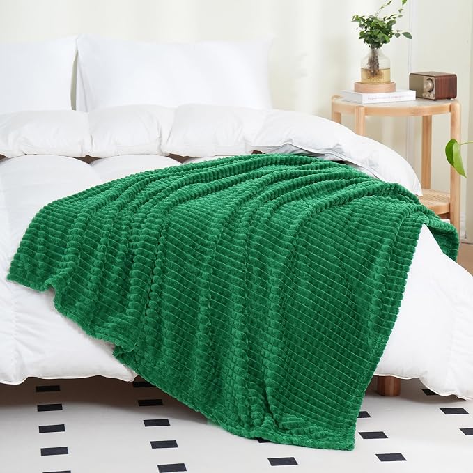 Puncuntex Throw Blanket Classic Green 90"×90" with Square Grid Design | Super Soft Plush Cozy Flannel Throw Blanket Luxury for Couch Sofa Chair
