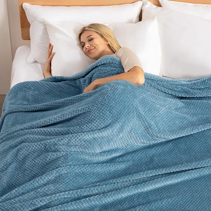 Exclusivo Mezcla Soft Waffle Fleece Bed Blanket King Size, Slate Blue | Lightweight Plush Blanket for Bed, Bedroom, Cozy Flannel with Waffle Texture, Stylish Home Decor, All Season, 104x90 Inches