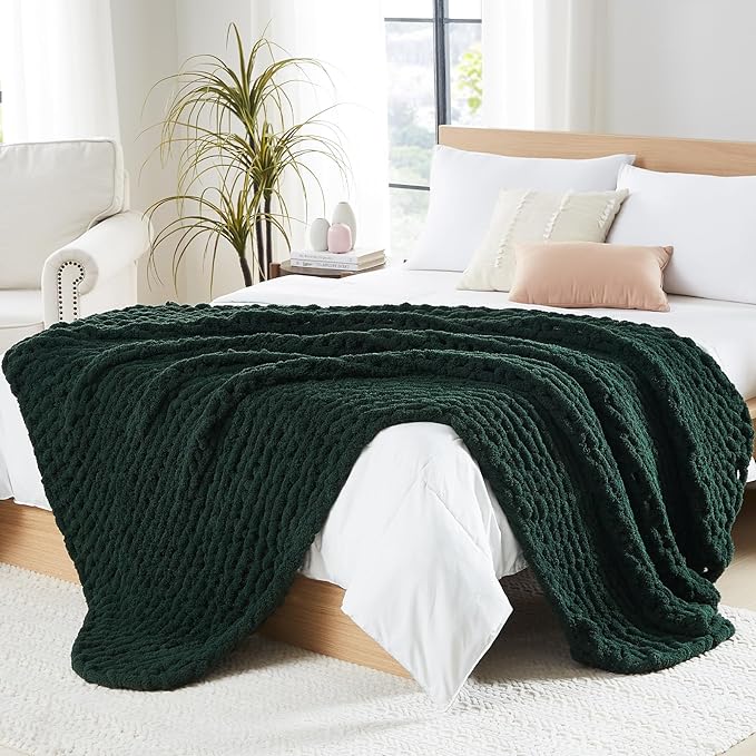 L'AGRATY Chunky Knit Throw Blanket for Couch, 80 x 90 Inches, Olive Green | Handmade Chenille Crochet Blanket for Sofa Bed, Thick Cable Knitted Blankets for Room Home Decor, Birthday Gift for Women Mom