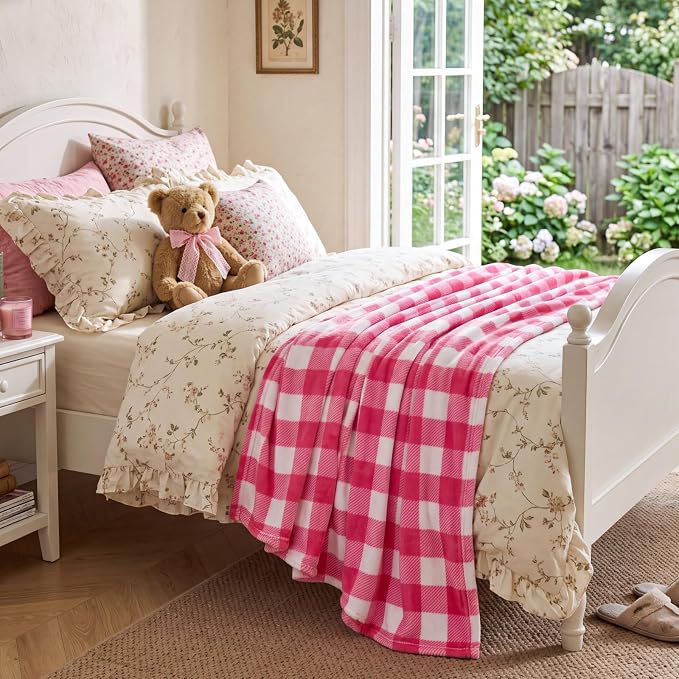 BEDELITE Plaid Fleece Throw Blanket, Pink & White Buffalo 50x60 Throw | 100% Polyester Microfibe, Soft Cozy, Lightweight Warm, Classic Buffalo Plaid, Room Decor, Gift for Women Girls, for Couch Bed