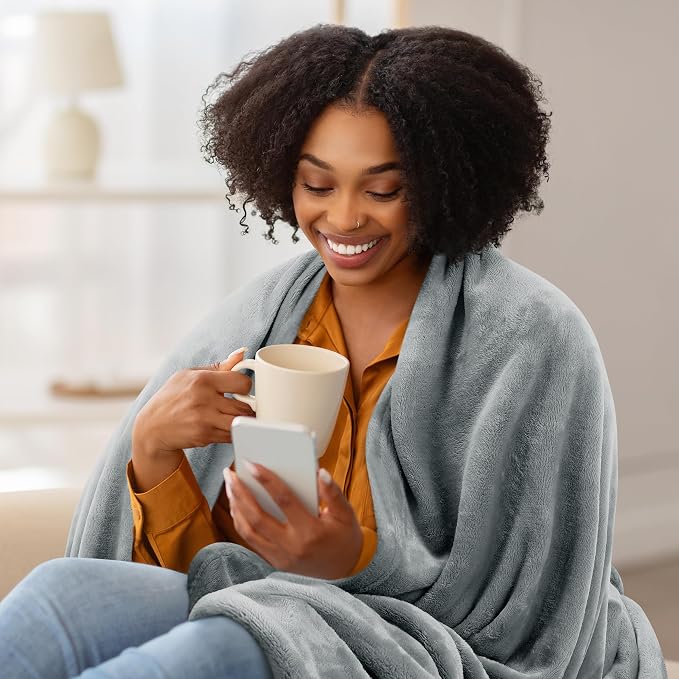 Utopia Bedding Soft Fleece Bed Blanket Queen Size Ash Grey (90x90 Inch) | Microfiber Plush Warm Lightweight Breathable Cozy Blanket Anti-Static, All Season Use, Gift for Women and Men