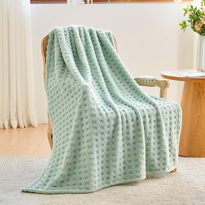 NEWCOSPLAY 3D Waffle Checkered Flannel Queen Blanket, New Sage, 90"x90" | Super Soft Cute Lightweight Decorative Premium Silky Fleece Blanket for Couch Sofa Bed, Gift for Women Men, All Season Use