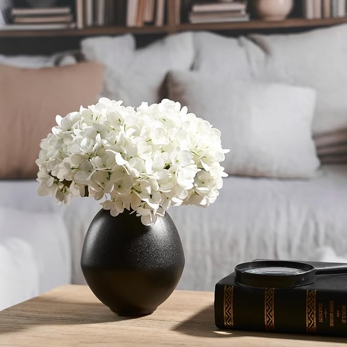 Ceramic Flower Vase, 5.8 Inch Cute Nordic Minimalist Vase Home Decor, Modern Aesthetic Farmhouse Decorative for Bouquet Pampas Grass Dried Fresh Flowers, Living Room, Table, Shelf, Fireplace
