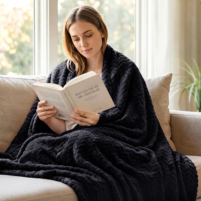 Exclusivo Mezcla Soft Fleece Bed Blanket Queen Size, 90”x90”, Black | Cozy Fluffy Lightweight Blankets for Summer, Decorative Plush Flannel Throws for Living room, Bedroom with Leaves Pattern