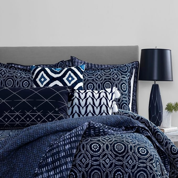 ROYALE LINENS 14 x 18 Pillow Insert - Down Alternative Throw Pillows Insert - Rectangle Pillow Pack of 1 - Bed & Couch Pillows - Inner Cushion for Bed, Cushion for Living Room - Shams Stuffer