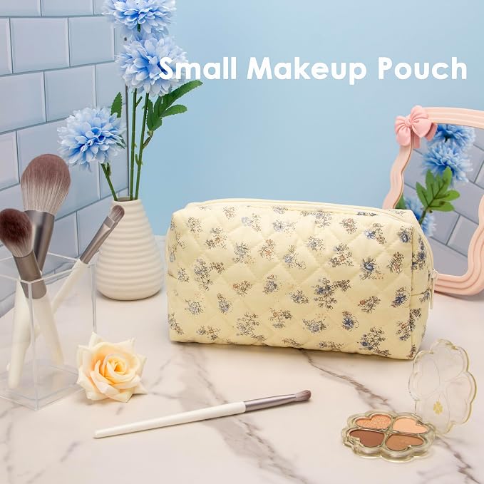 PAZIMIIK Small Quilted Makeup Bag,Zipper Cosmetic Pouch,Hyacinth Beige | Lightweight Cosmetic Bag Organizer for Women,Purse Storage Holds Makeup,Toiletries,Skincare,Beauty Essentials,Travel Items