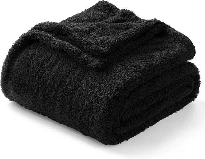 Exclusivo Mezcla Fleece Twin Size Blanket for Couch and Bed, 60" x 80" | Super Soft and Cozy Fluffy Blanket for Women, Lightweight and Fuzzy Blanket for Teens Back to School, All Season, Black