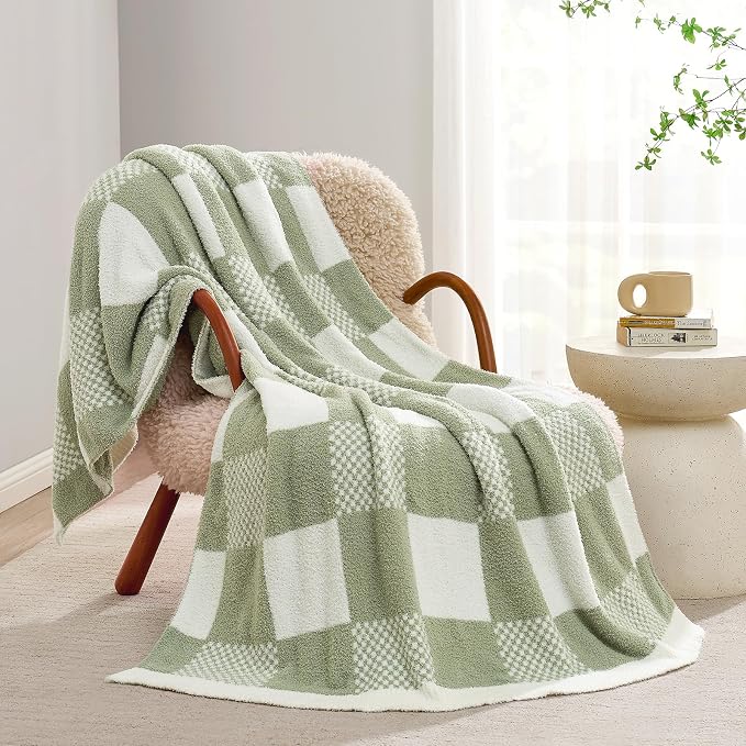 Snuggle Sac Checkered Blanket, Sage Green Throw Blanket for Couch Checker Microfiber Warm Fuzzy Cozy Soft Oversized Throw XL Reversible Checkered Blankets for Sofa, Chair, Bed, 50x70 inches