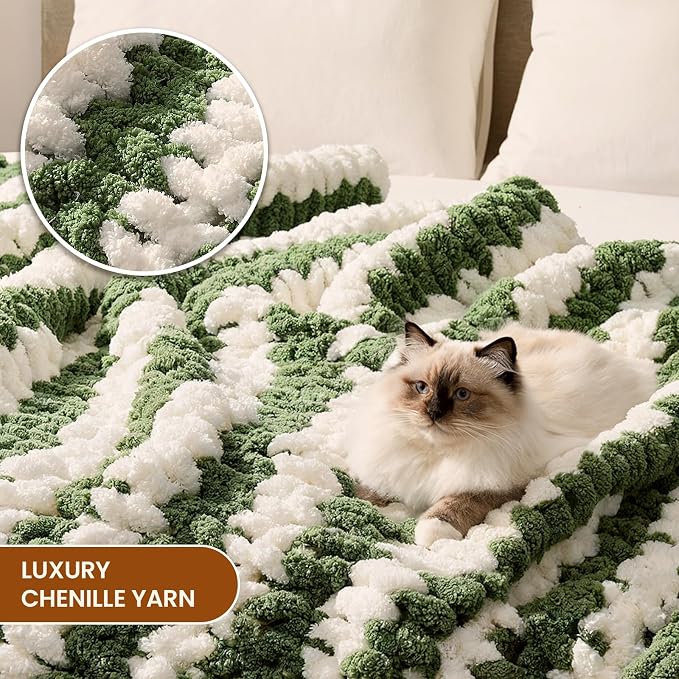 L'AGRATY Chunky Knit Throw Blanket for Couch, 60 x 80 Inches, Green White | Handmade Chenille Crochet Blanket for Sofa Bed, Thick Cable Knitted Blankets for Room Home Decor, Birthday Gift for Women Mom