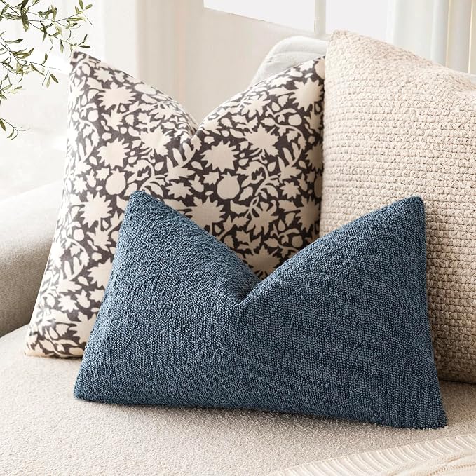 Foindtower Pack of 2 Textured Boucle Throw Pillow Covers Accent Solid Decorative Lumbar Pillow Cases Cozy Couch Cushion Case for Chair Sofa Bedroom Living Room Home Decor 12x20 Inch Dark Blue