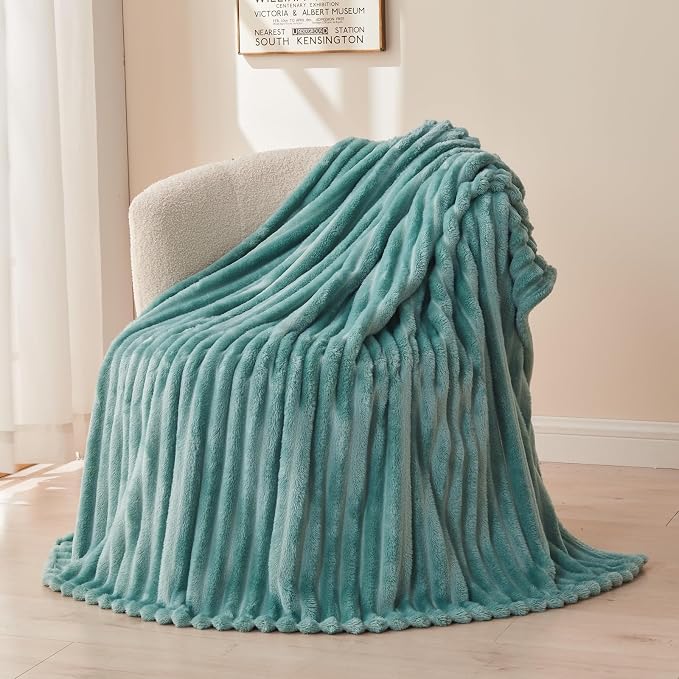 NEWCOSPLAY Fleece Ribbed Cozy King Blanket for Couch, Dusty Sage, 90"x110" | Premium Silky Flannel Blanket, Soft Lightweight Fluffy Throw Blanket for Bed Sofa Decor, Gift for All Season Use