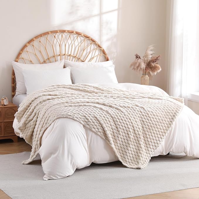 Cream Fleece Throw Blanket 60”×80” for Couch Sofa Bed Super Soft Cozy Plush Microfiber Flannel Blanket with 3D Jacquard Decorative Lightweight for Mom Woman