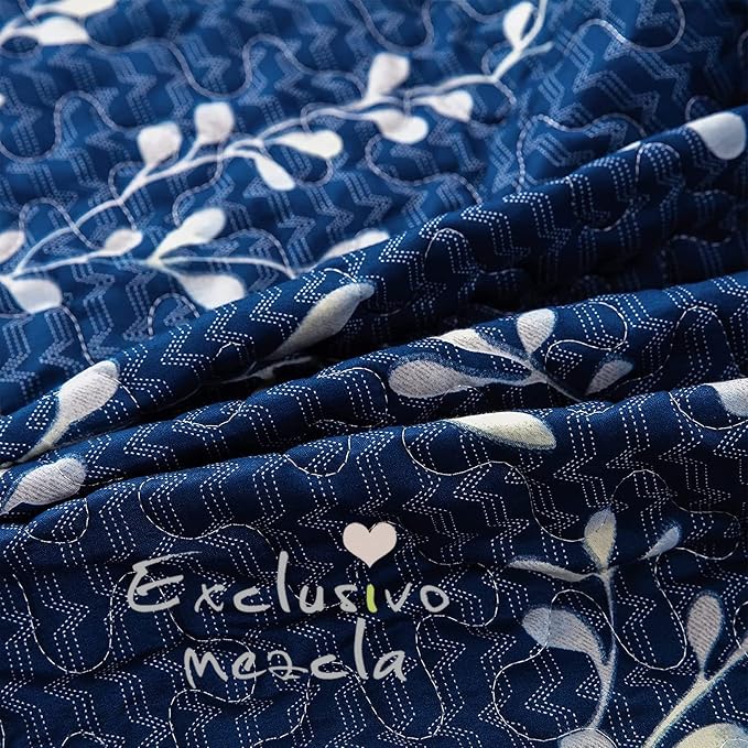 Exclusivo Mezcla Reversible Floral Quilted Throw Blanket, 50"x 60" | Lightweight Summer Quilt Throw, Designed for Bed/ Couch/ Sofa, Navy Blue Vintage Pattern
