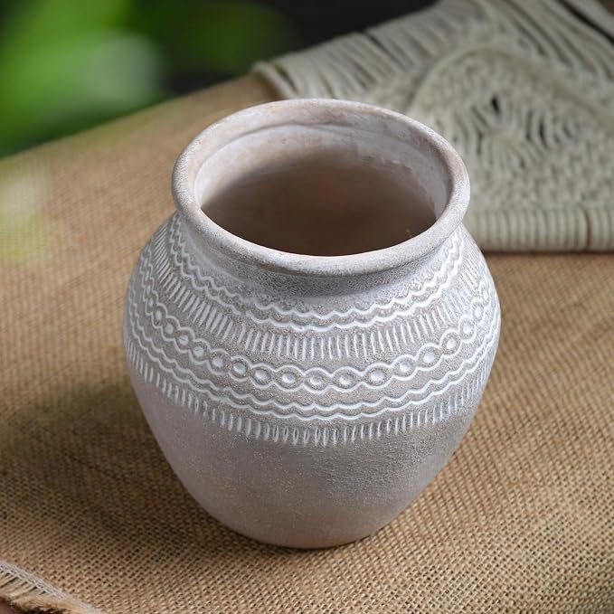 Quoowiit Ceramic Rustic Farmhouse Vase, Distressed Flower Vase for Home Decor, Boho Decorative Vases for Centerpiece Table Decorations, Vases for Living Room Kitchen Entryway Mantle Shelf Decor