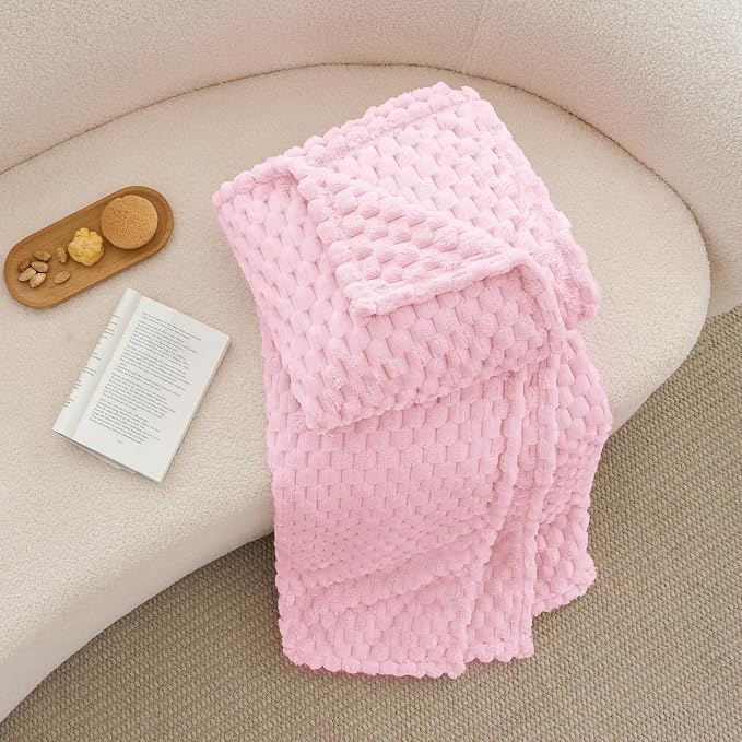 BEDELITE Throw Blanket for Couch, Soft Cozy Gifts for Women, Cherry Blossom | 3D Jacquard Decorative Fleece Blanket, Super Soft Plush Throw, Cute Birthday Gift for Women, Suitable for All Seasons, 50*60