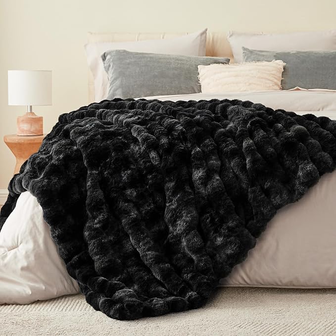 BEDELITE Faux Fur Throw Bubble Blanket for Couch, 50" x 60", Tie-Dye Black | 870GSM Soft Cozy Plush Blanket for Sofa & Bed Living Room Decor, Warm Fuzzy Faux Rabbit Fur for Women Gift, All Season Use