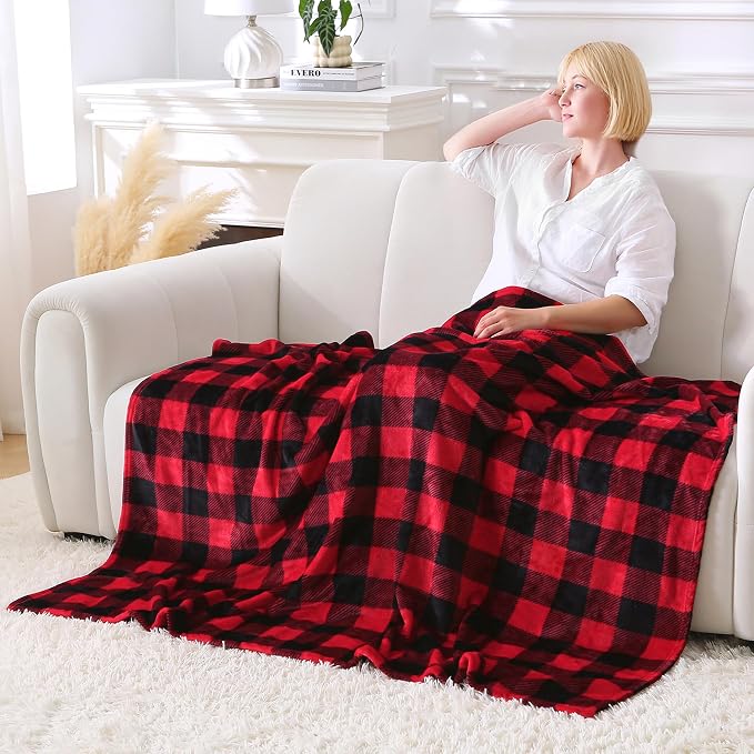 Viviland Checkered Blanket Queen Size - Soft Fuzzy Cozy Buffalo Plaid Microfiber Blanket for Bed, 90x90 Inches