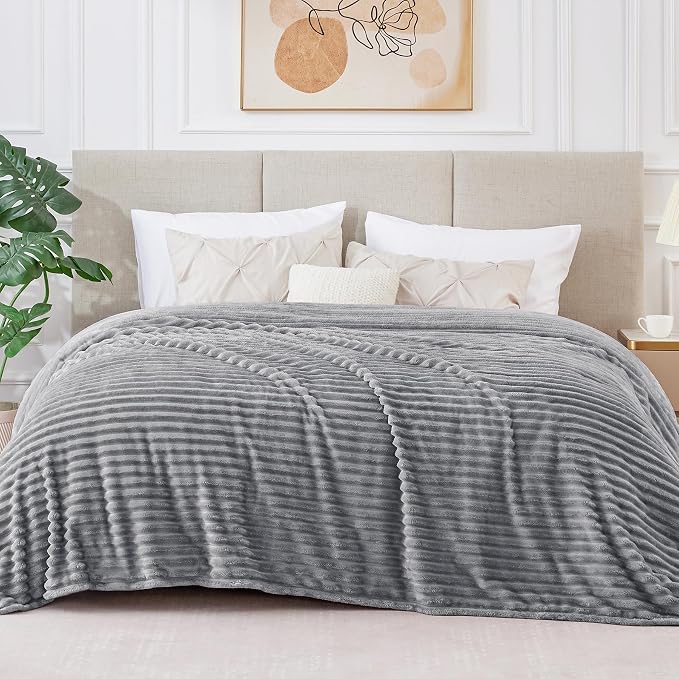 BEDELITE 3D Ribbed Jacquard Grey King Size Blankets for Bed, 108x90 Inch | Soft Warm Decorative Fluffy Blanket, Cozy Fuzzy Lightweight Plush Fleece Throw Blankets for Bed, Room Decor, Gift for Women