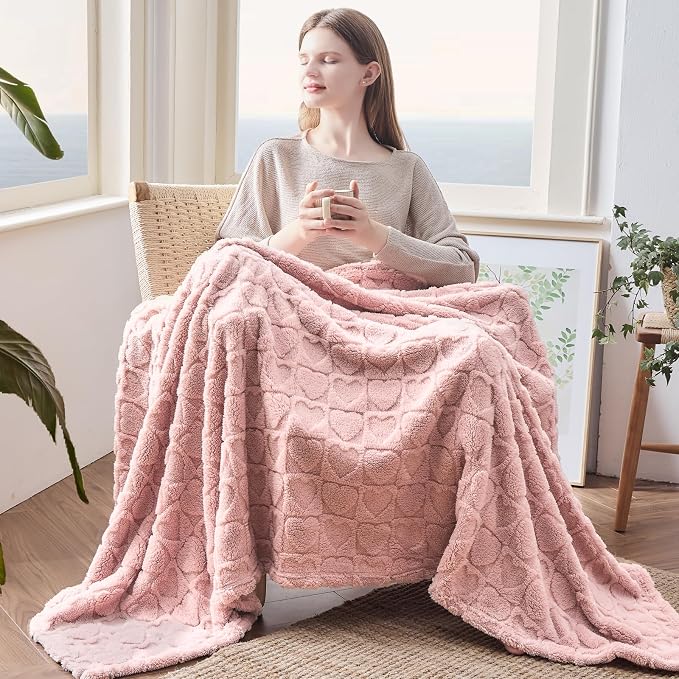 NEWCOSPLAY 3D Heart Checkered Flannel Twin Blanket, Dusty Pink, 60"x80" | Super Soft Cute Lightweight Decorative Premium Silky Fleece Blanket for Couch Sofa Bed, Gift for Women Men, All Season Use