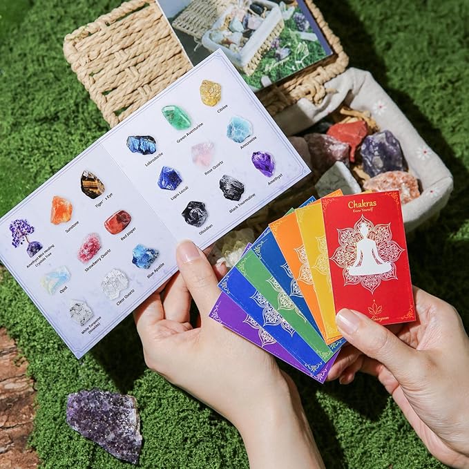 MYDAYS&DESIGN 18Pcs Crystals and Healing Stones Set in Rattan Box, 17 Raw Chakra Stones, 1 Amethyst Tree, Guide for Beginners, Meditation Yoga Home Decor, Gifts for Women Valentine's Day