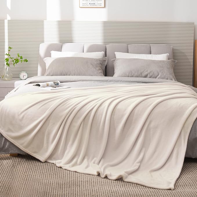 BEDELITE Fleece Blanket Soft Plush Queen Size Bed Blanket Beige 90"x90" | Ultra Soft Fleece, Plush Microfiber, Lightweight Warmth, All Season Comfort, Fade Resistant, Machine Washable,Perfect for Bed