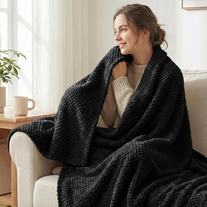 Exclusivo Mezcla Soft Waffle Fleece Bed Blanket King Size, Black | Lightweight Plush Blanket for Bed, Bedroom, Cozy Flannel with Waffle Texture, Stylish Home Decor, All Season, 104x90 Inches