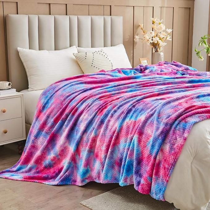 NEWCOSPLAY Fleece Leaves Pattern Throw Blanket, Purple Rainbow, 50"x60" | Super Soft Throw Blanket, Lightweight Cozy Bed Sofa Blanket, Premium Silky Flannel Fleece, Travel Blanket for All Season Use