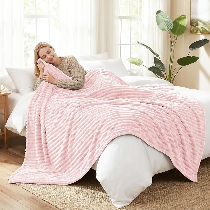 HIMEET Pink King Size Blanket for Bed, 300GSM Ribbed Fleece, 108 x 90 in | Ultra Soft Flannel, All-Season Lightweight Warmth, Generous Bed Coverage & Home Decor, Gift for Men & Women, Machine Washable