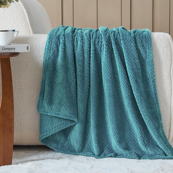 NEWCOSPLAY Fleece Leaves Pattern King Blanket, Dark Blue, 90"x110" | Super Soft Throw Blanket, Lightweight Cozy Bed Sofa Blanket, Premium Silky Flannel Fleece, Travel Blanket for All Season Use