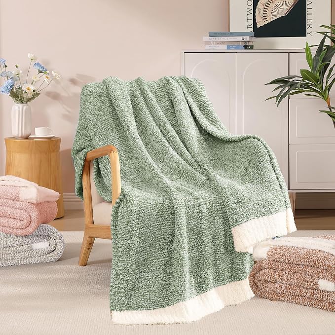 Soft Twin Blanket for Bed-Cozy Warm Reversible Knitted Blankets | Lightweight Fluffy Decor for Women, Mom, Her & Girls, Sofa, Chair, Couch, 60x80in,Cationic Dyeing Green