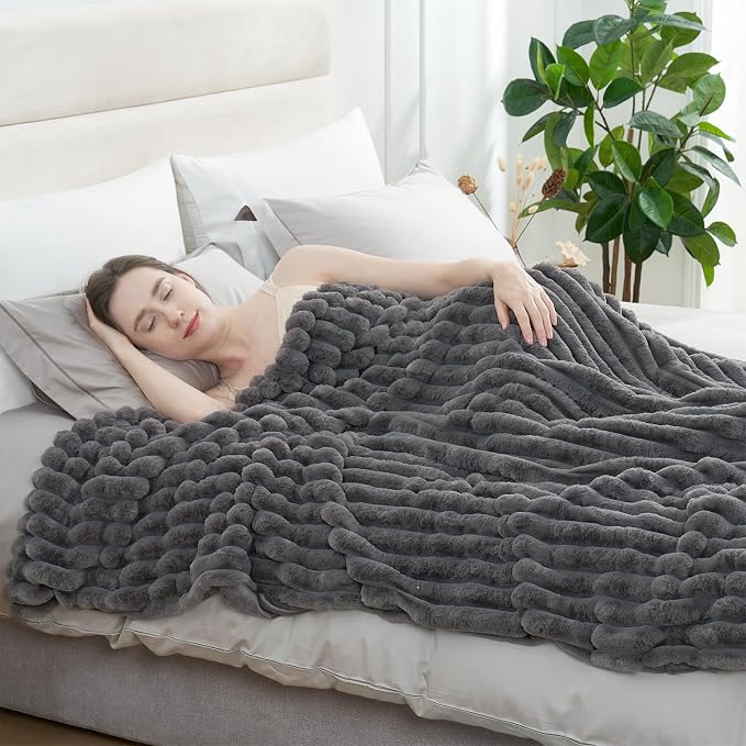 Faux Fur Throw Blanket for Couch, Cozy Fuzzy Fluffy Fur Luxurious Soft Striped Plush Gift Blankets for Family Sofa Chair Bedroom, 55"x70", Charcoal Grey