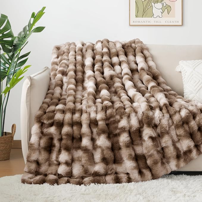 Luxury 1000GSM Faux Rabbit Fur Throw Blanket, Super Heavy Warm Cozy Brown Blankets for Couch Bed Sofa, Ruched Plush Fuzzy Elegant Soft Reversible Mink Blanket for Living Room Bedroom