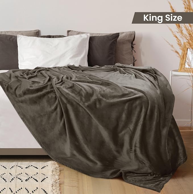 Utopia Bedding Ultra Soft Fleece Bed Blanket King Size Brown (90x102 Inch) | Microfiber Plush Warm Lightweight Breathable Cozy Blanket Anti-Static, All Season Use, Gift for Women and Men