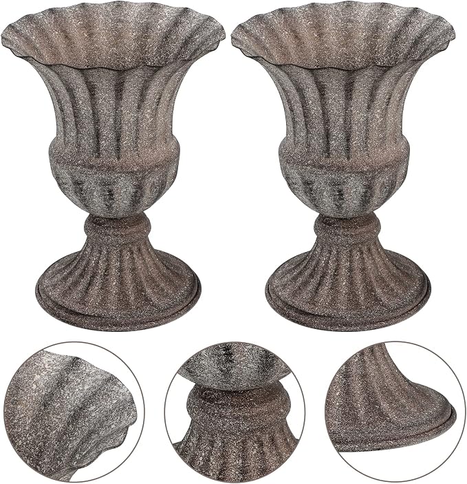 Veemoon 2pcs Vintage Flower Arrangements Vase Small Cemetery Memorial Vase Mteal Urn Flower Pot Iron Floral Bucket Desktop Centerpiece Decorative Antique Pot for Home Office Garden Grave (6 Inch)