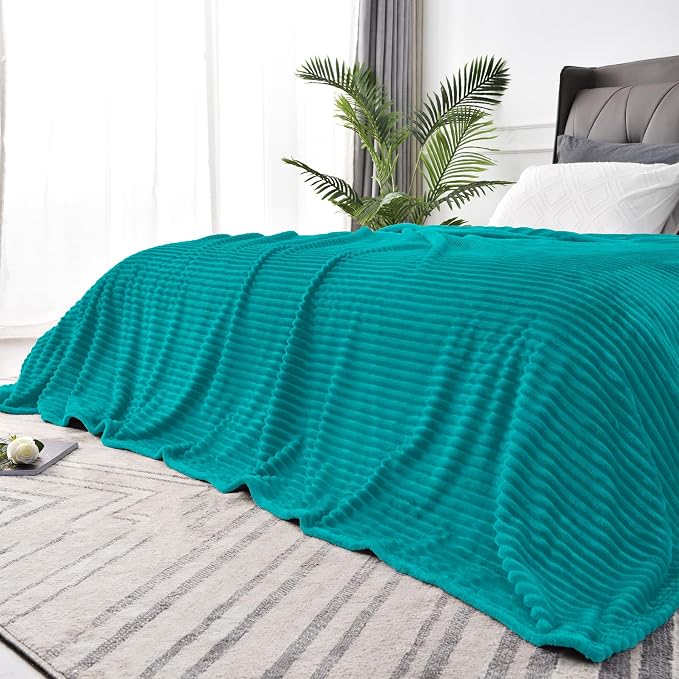 BEDELITE Ribbed Jacquard Ocean Blue Blankets Queen Size for Bed, 90x90 Inch | Soft Warm Decorative Fluffy Blanket, Cozy Fuzzy Lightweight Plush Fleece Throw Blankets for Bed, Room Decor, Gift for Women