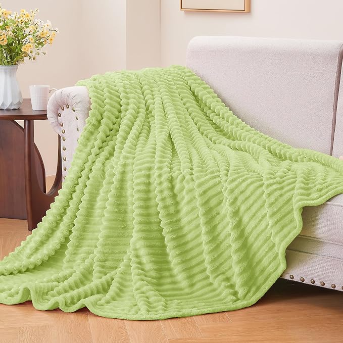 BEDELITE Ribbed Jacquard Cream Lime Fleece Twin Blanket for Bed, 60x80 Inch | Soft Warm Decorative Fluffy Blanket, Cozy Plush Lightweight Fuzzy Throw Blanket for Couch Sofa Room Decor, Gift for Women