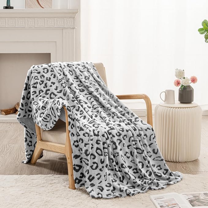Flannel Cheetah Print Throw Blanket, 60 x 80 Inches, Black Leopard | Lightweight Super Soft Cozy Plush Fleece Blanket for Women