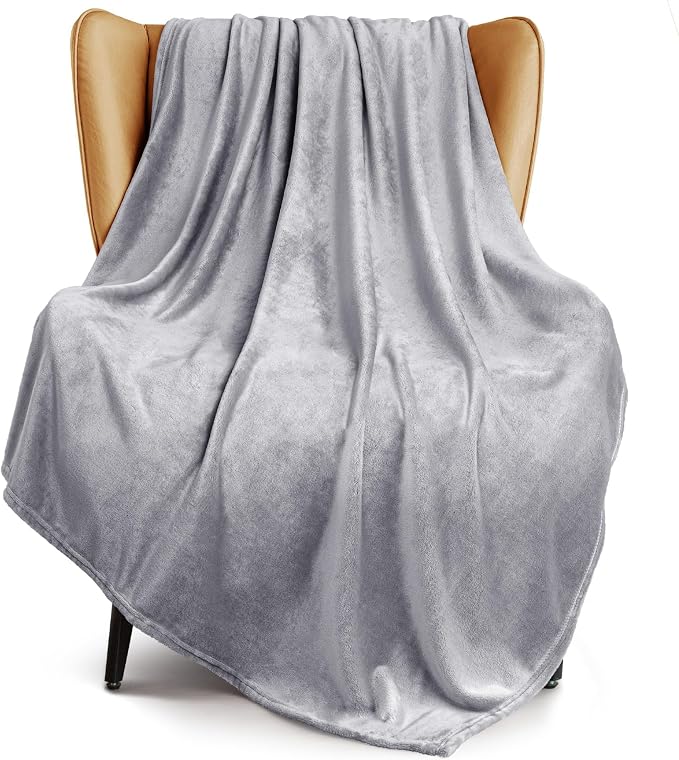 Exclusivo Mezcla Soft Large Fleece Throw Blanket for Couch, Light Grey | 50x70 Inches, Double-Sided Brushed Flannel, Lightweight Plush Cozy Blanket for Home Decor, All Season, Machine Washable