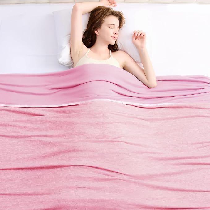 Cooling Blanket(90"x108"King Size) for Night Sweats Absorbs Heat to Keep Adults Cool on Warm Nights, Q-Max 0.5 Cooling Blankets for Hot Sleepers, Ultra-Cool Lightweight Blanket for Bed | Absorbs Heat Cold Summer Blanket for Night Sweats & Menopause Q-M...