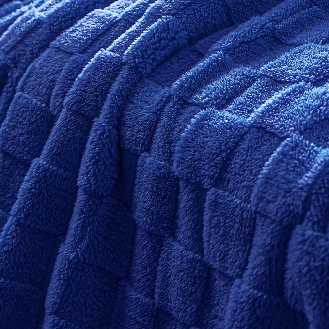 Exclusivo Mezcla 3D Checkered Fleece Throw Blanket for Couch, Cobalt Blue | Super Soft and Cozy Fluffy Throw, Lightweight and Breathable, Cute Fuzzy Blanket for Sofa, Home Decor, All Season, 50"x60"