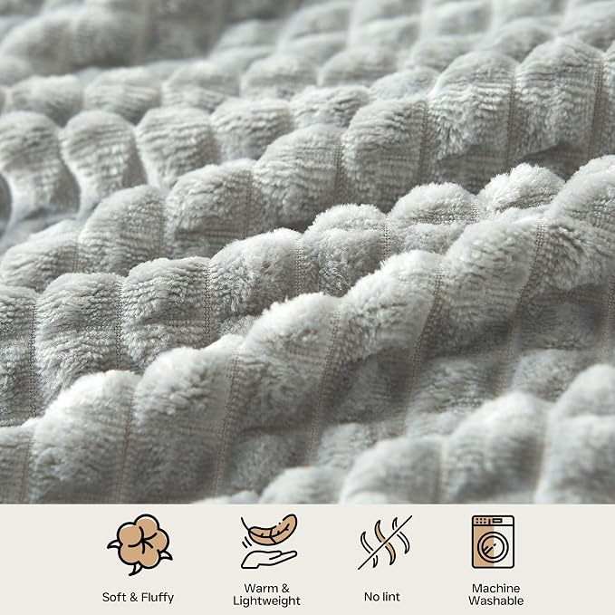 Simple&Opulence Gray Throw Blanket for Couch-Super Soft Fluffy Blankets for Women 50x70 Inches Cozy Lightweight Fleece Blanket for Home Decor