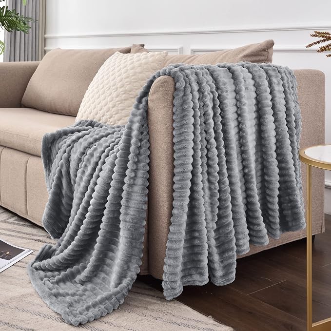 BEDELITE 3D Ribbed Jacquard Grey Fleece Throw Blanket for Couch, 50x70 Inch | Soft Warm Decorative Fluffy Blanket, Cozy Plush Lightweight Fuzzy Throw Blanket for Bed Sofa Home Room Decor, Gift for Women