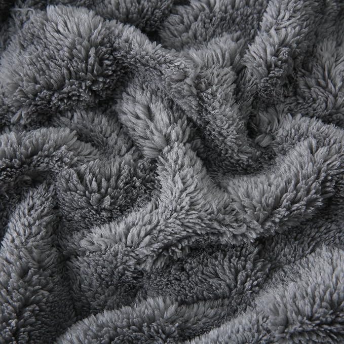 Grey Fleece Throw Blanket 60”×80” Checkered Design for Couch | Super Soft Cozy Plush Microfiber 3D Square Pattern Flannel Blanket for Sofa Bed Lightweight for Adults,Women