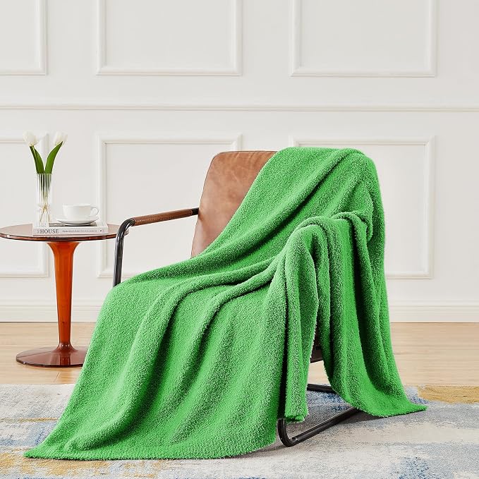 Super Soft Green Throw Blanket - Lightweight Plush Fuzzy Fluffy Warm Cozy Blankets and Throws for Sofa Bed All Season Use, 50x60 inches