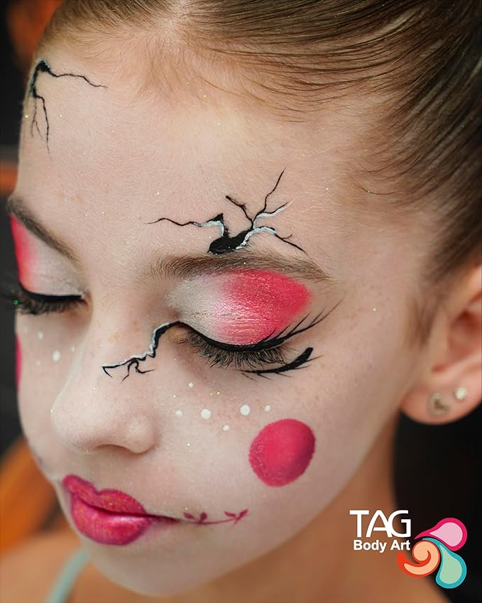 TAG Professional Face and Body Paint, Regular Black 32gm, non-toxic, hypoallergenic, east to wash off, ideal for Kids Parties, Halloween, Cosplay and Events